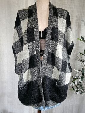 Banana Republic Cotton Mohair Wool Grey Plaid Shrug Cardigan Sleeveless Small